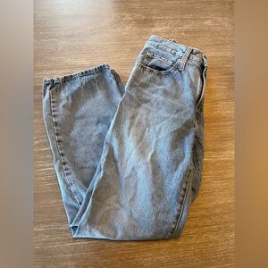 Levi Women’s ‘94 Baggy Jeans